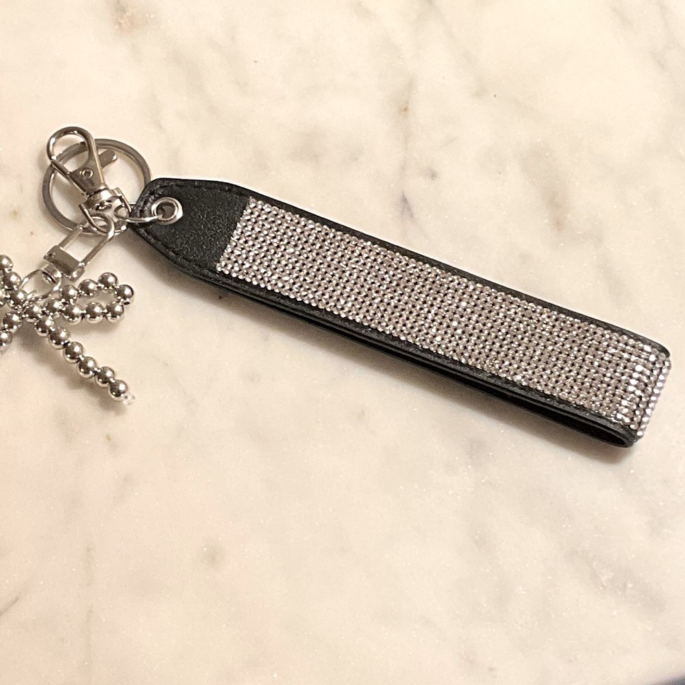 Queen Rhinestone Detachable Purse Keychain - Picture 3 of 3